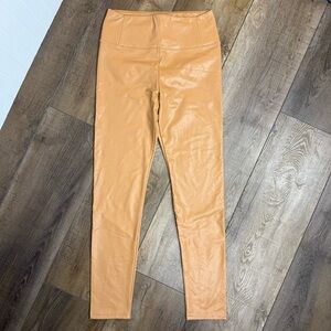 Bagatelle Collection Women's Leather Leggings Vegan Faux Size Medium Brown Tan